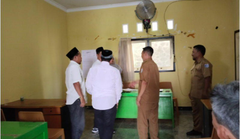 Salah Satu Calon Perangkat Desa (Kelapa Dusun) Desa Giri Tembesi tidak Hadir dalam Pelaksanaan Tes Tulis