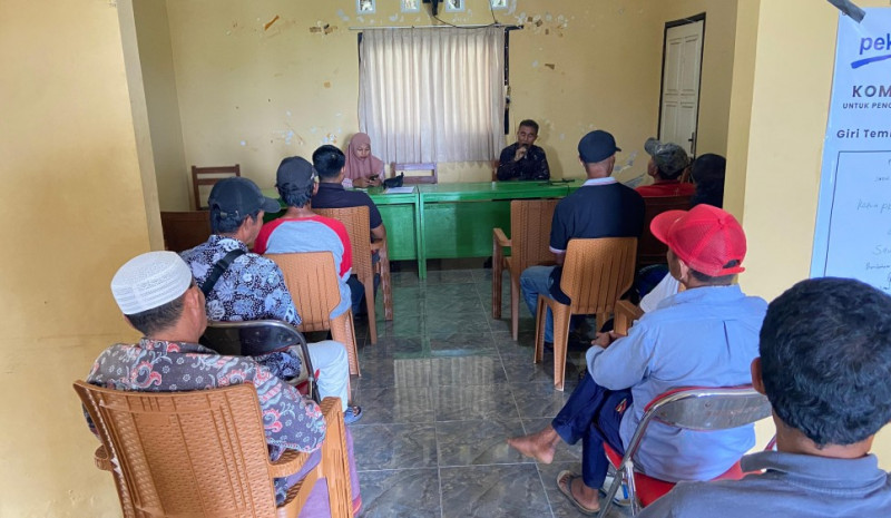 Pembagian Insentif RT se-desa Giri Tembesi.-Pembagian insentif RT se-Desa Giri Tembesi dilakukan sebagai upaya pemerintah desa untuk meningkatkan motivasi dan kinerja para Ketua RT dalam menjalankan tugas dan tanggung jawab